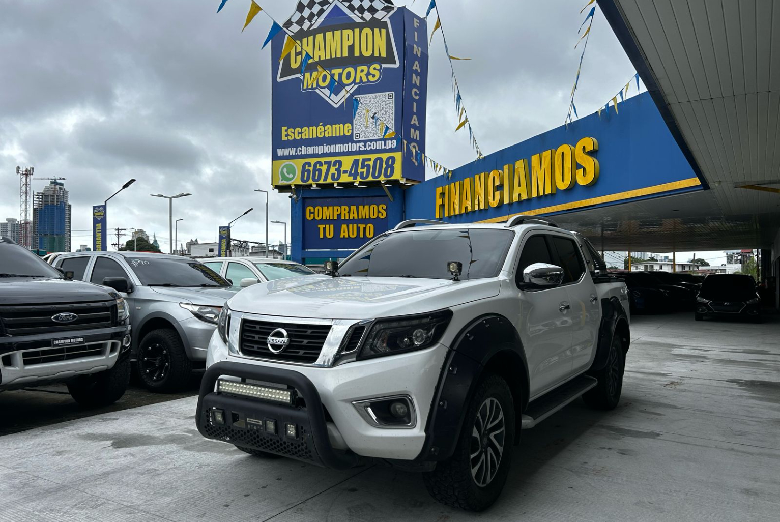 Nissan Frontier 2020 Automático color Blanco, Imagen #1