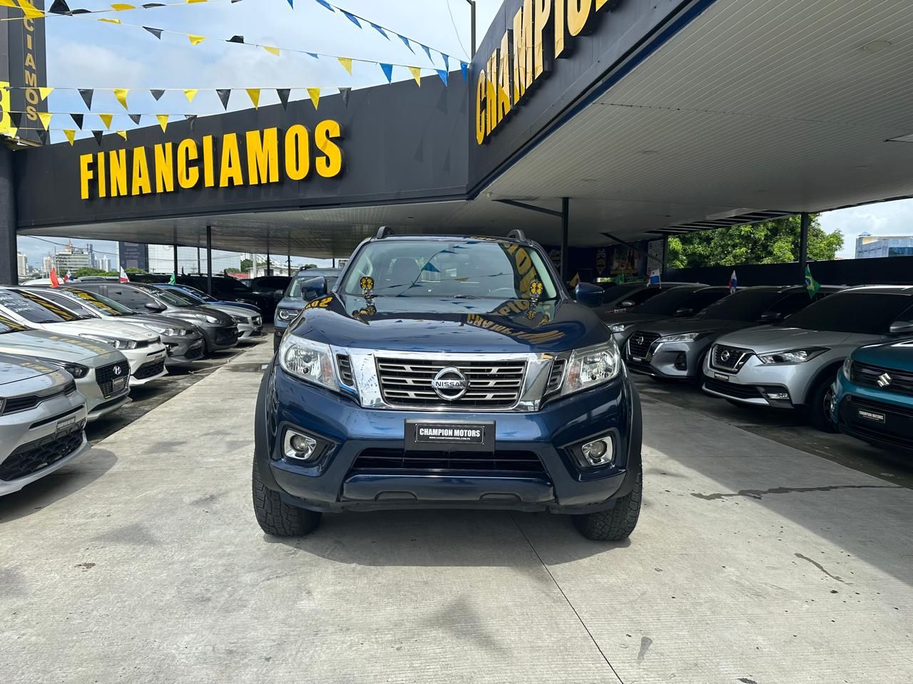 Nissan Frontier 2020, Foto 1