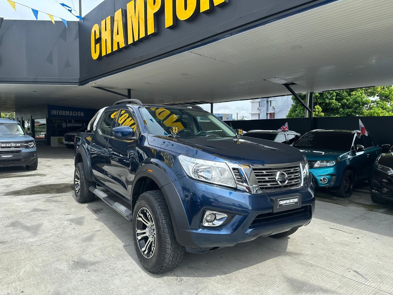Nissan Frontier 2020, Foto 2