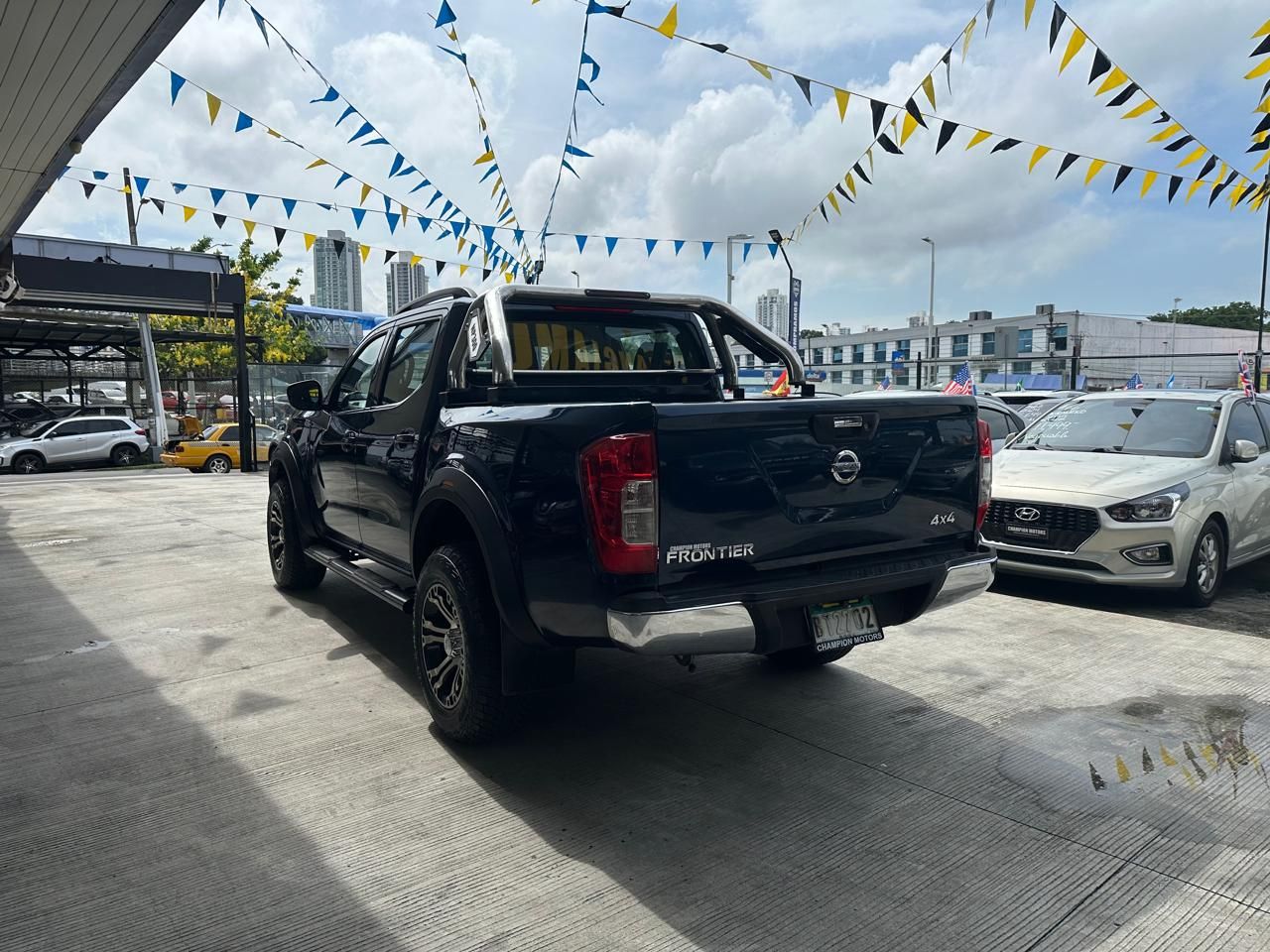 Nissan Frontier 2020, Foto 5
