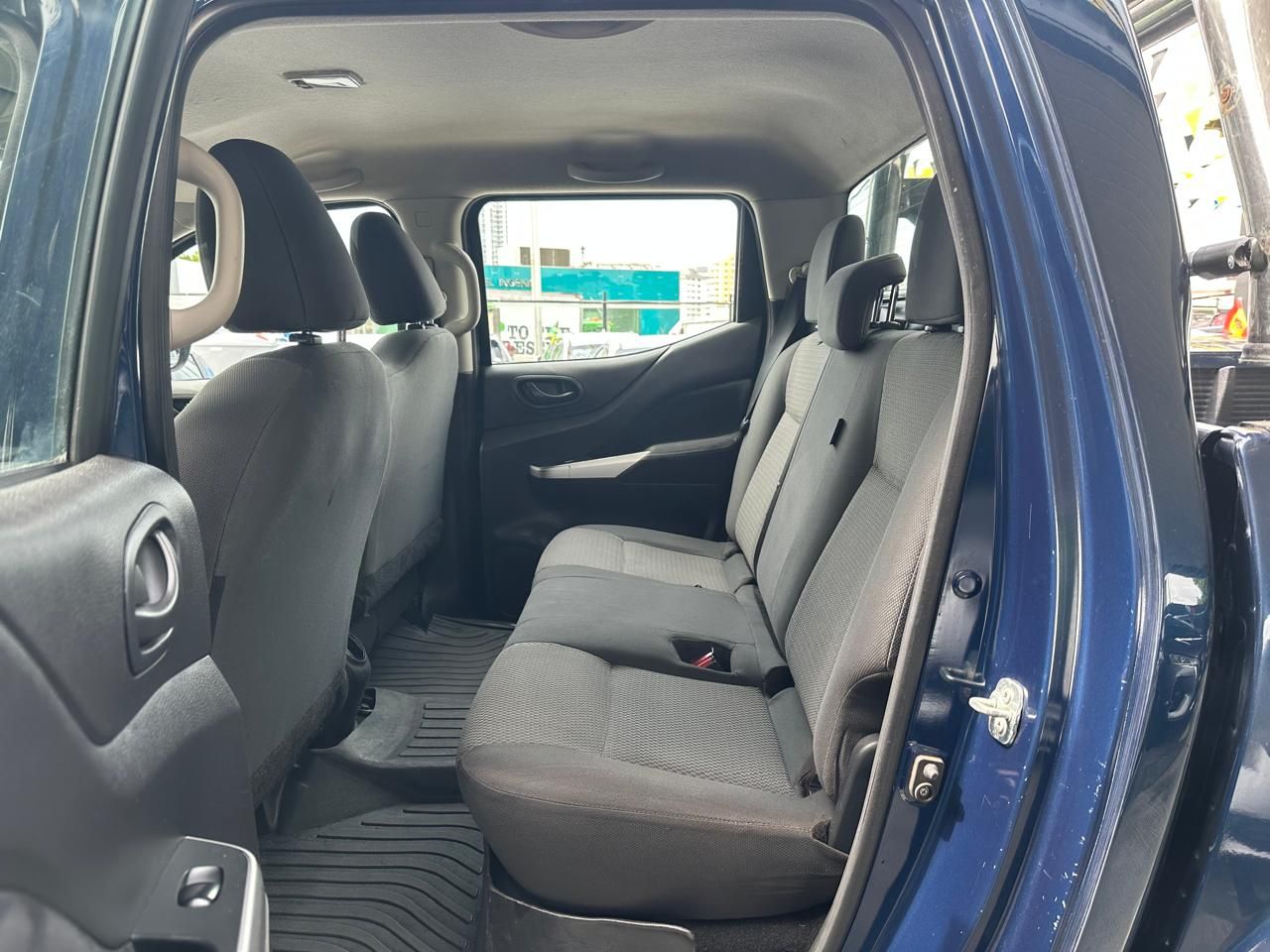 Nissan Frontier 2020, Foto 9