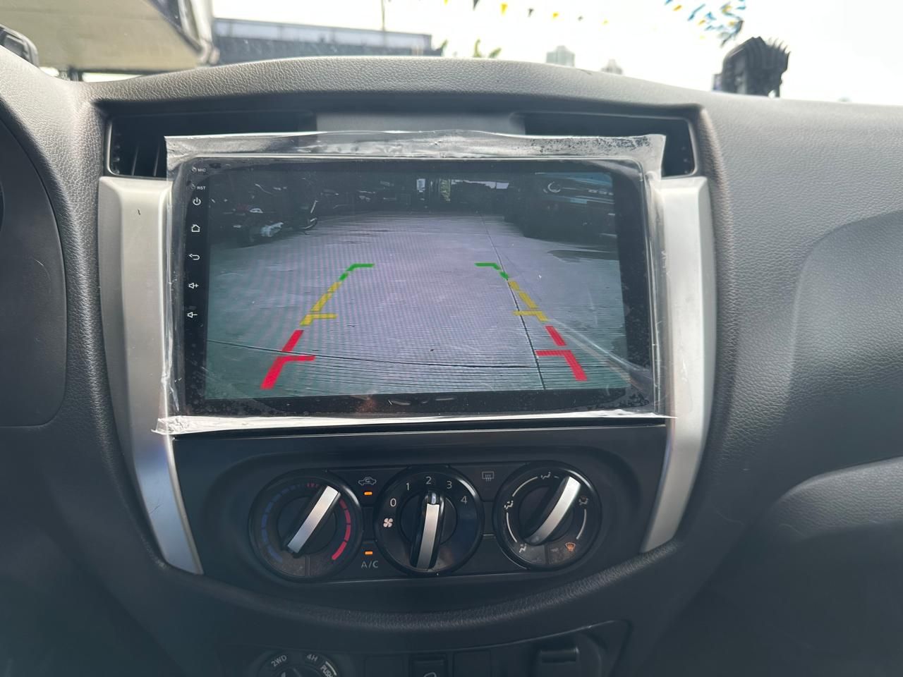 Nissan Frontier 2020, Foto 12