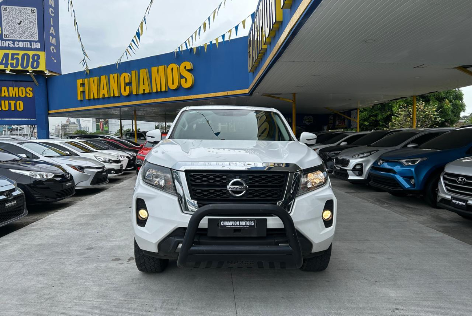 Nissan Frontier 2022 Manual color Blanco, Imagen #2