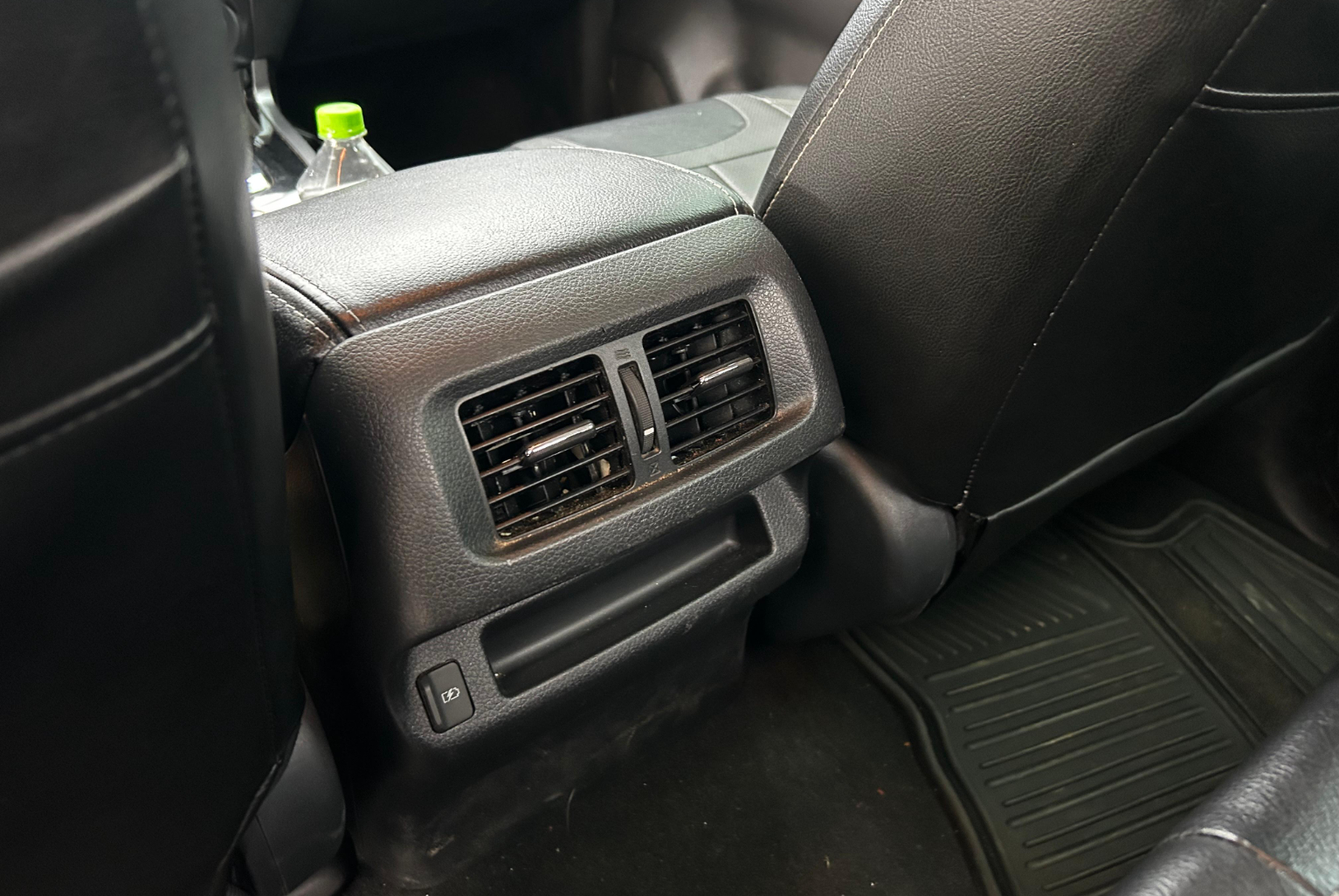 Nissan Frontier 2022 Automático color Plateado, Imagen #11