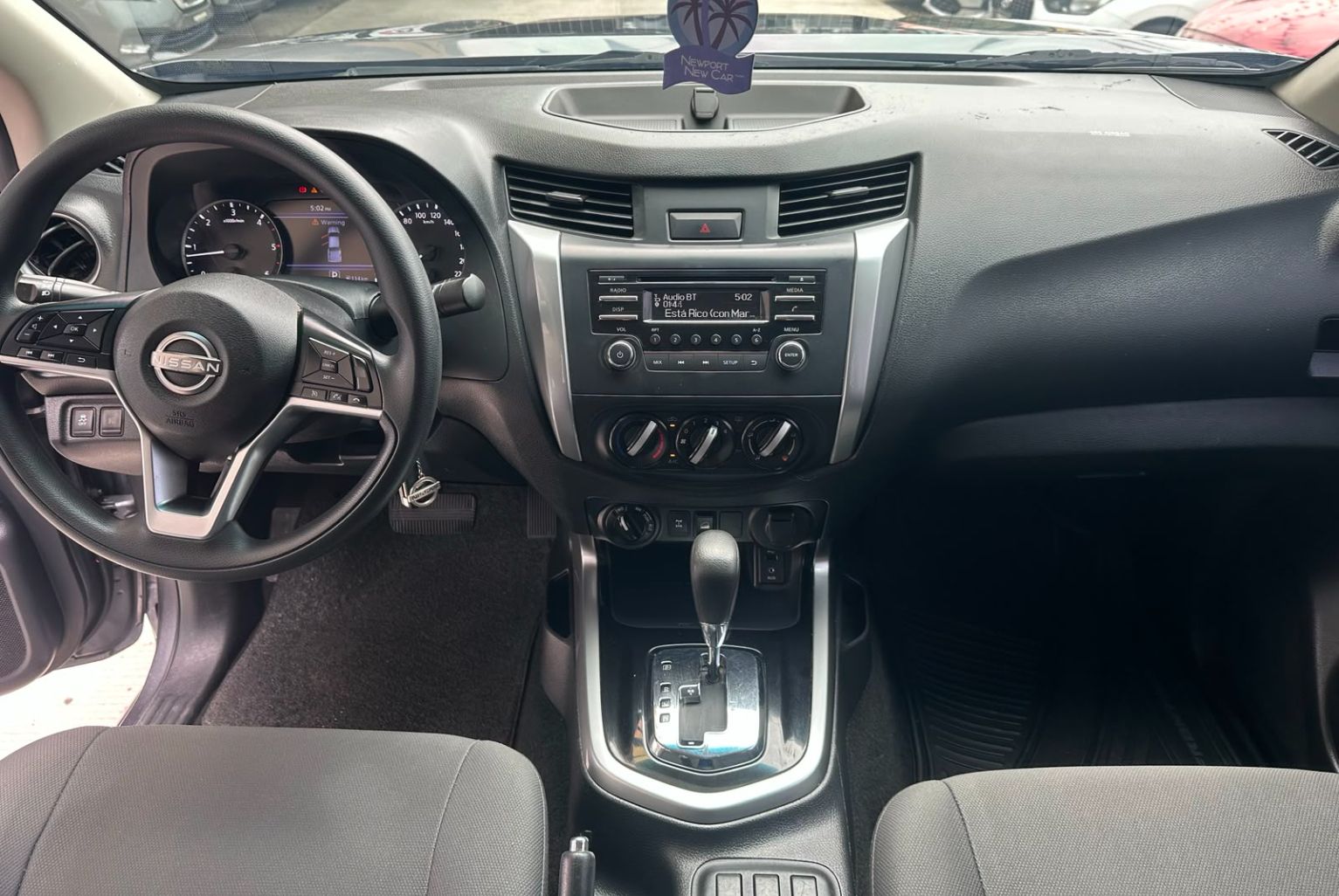 Nissan Frontier 2024, Foto 8