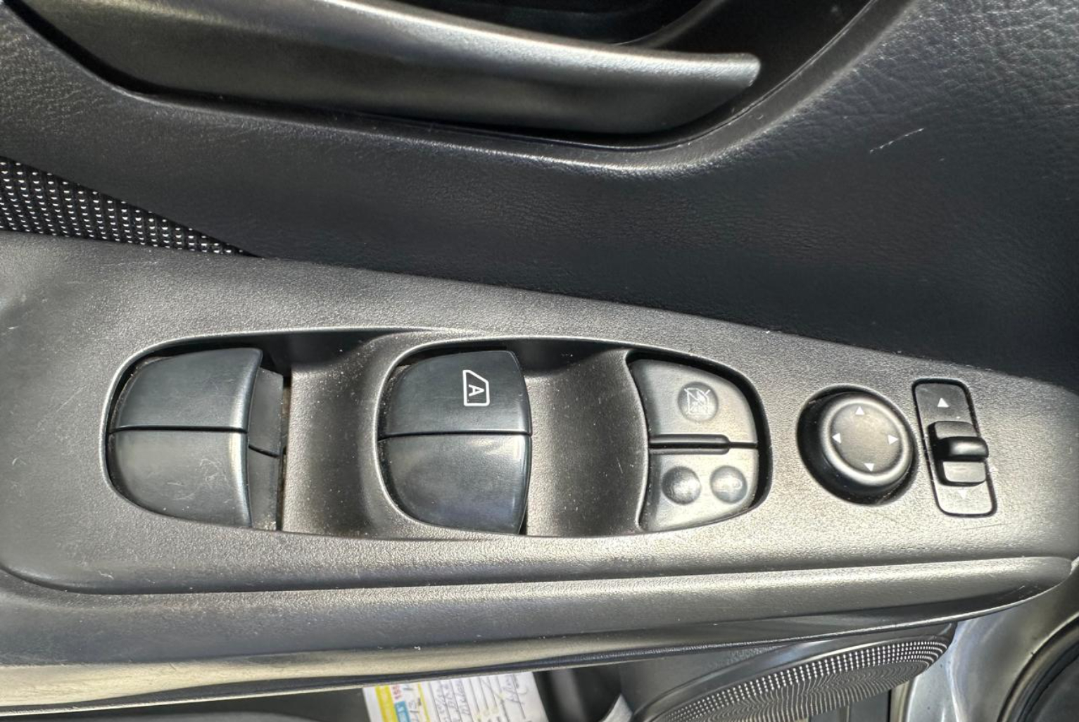 Nissan Kicks 2018 Manual color Gris, Imagen #11