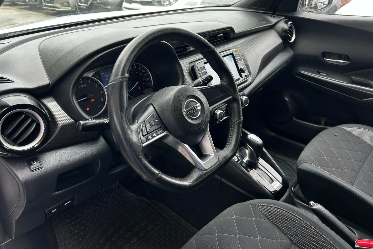 Nissan Kicks 2019 Automático color Blanco, Imagen #7