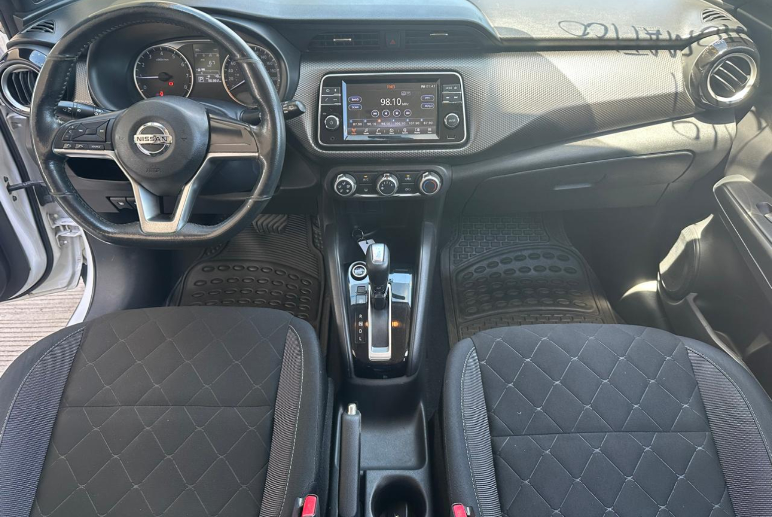 Nissan Kicks 2019 Automático color Blanco, Imagen #9