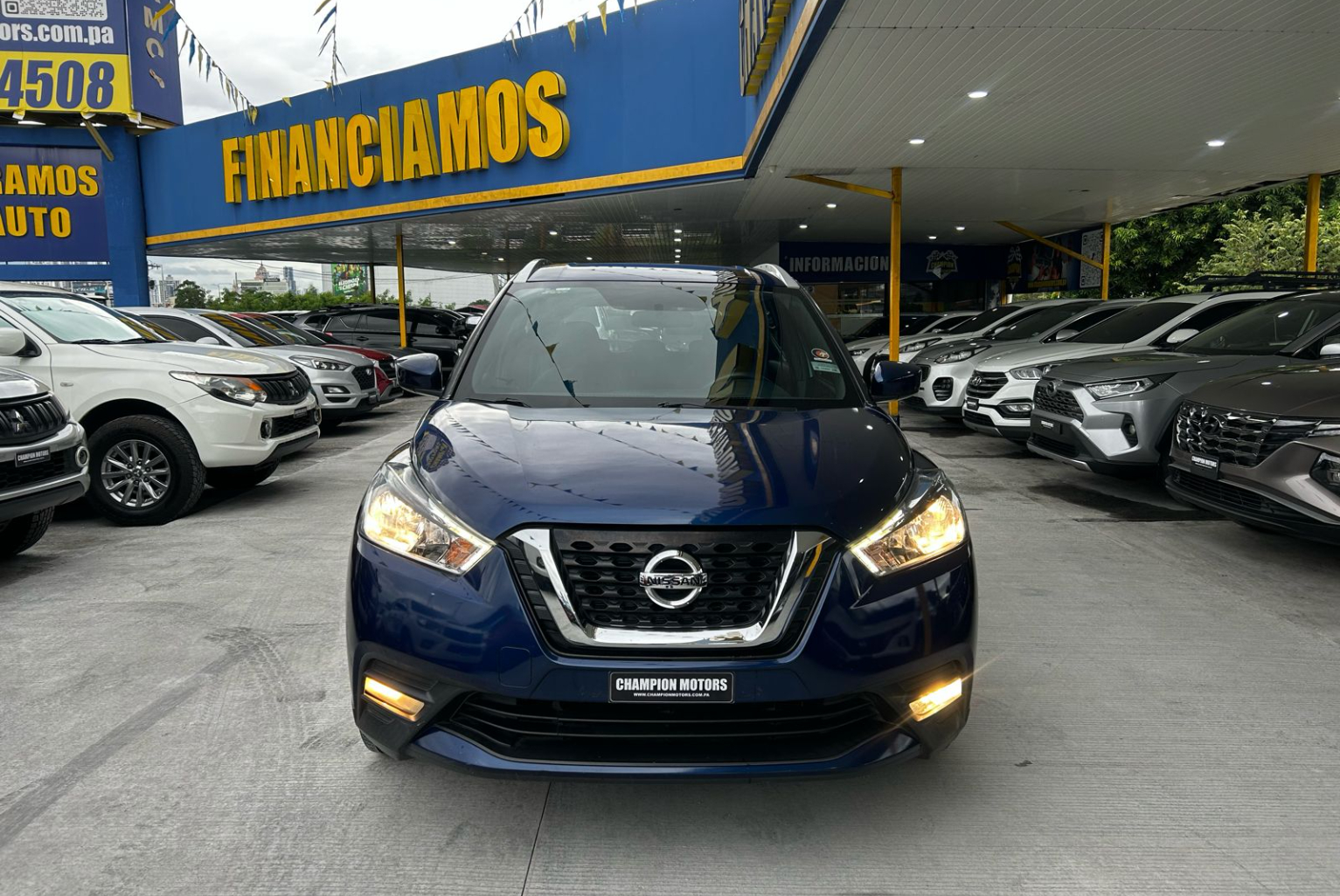 Nissan Kicks 2020 Automático color Azul, Imagen #2