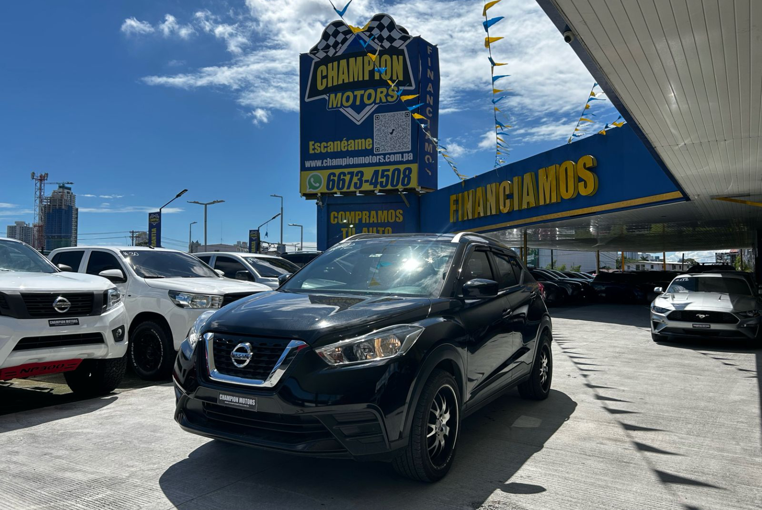 Nissan Kicks 2020 Manual color Negro, Imagen #1