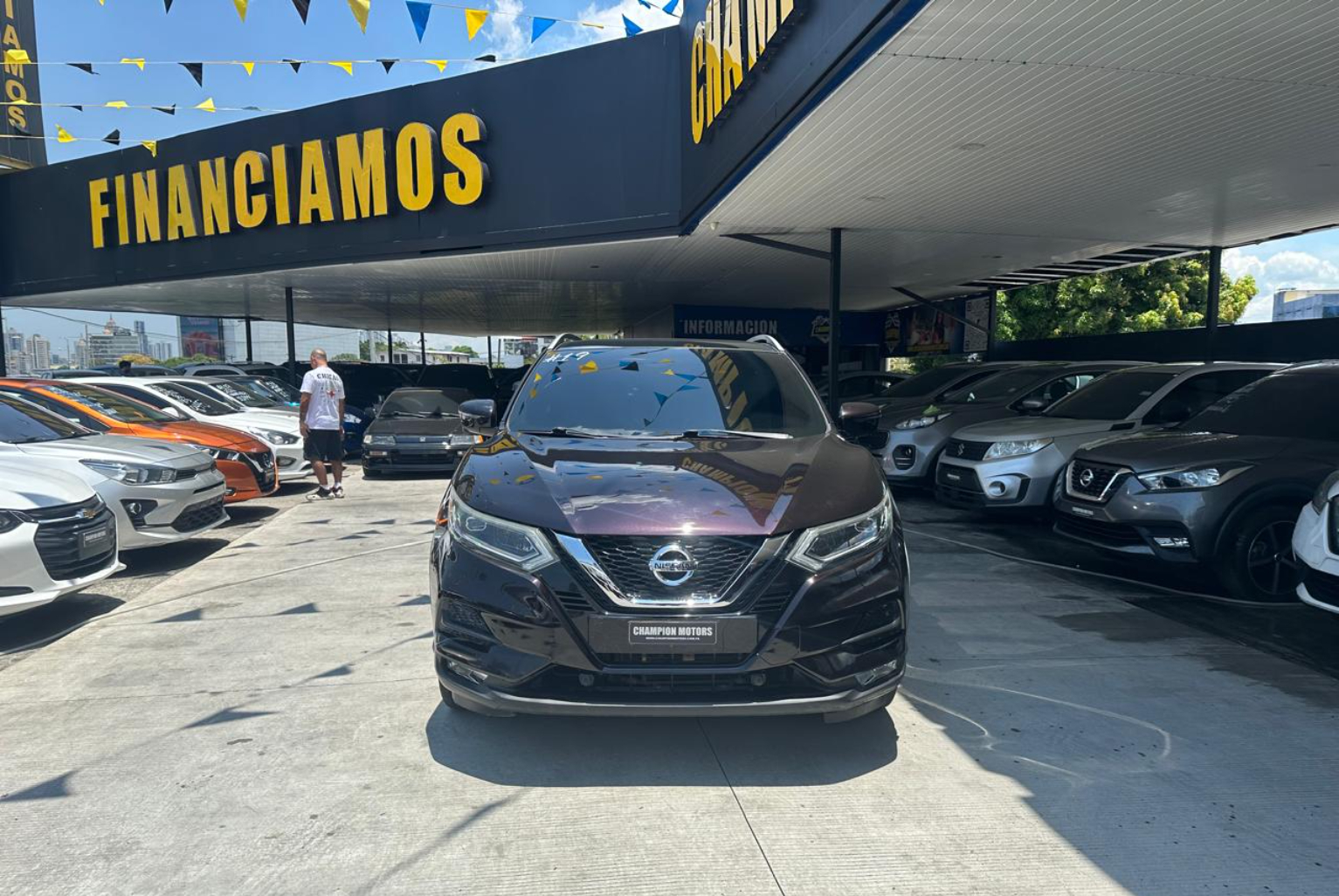 Nissan Qashqai 2020 Automático color Negro, Imagen #2