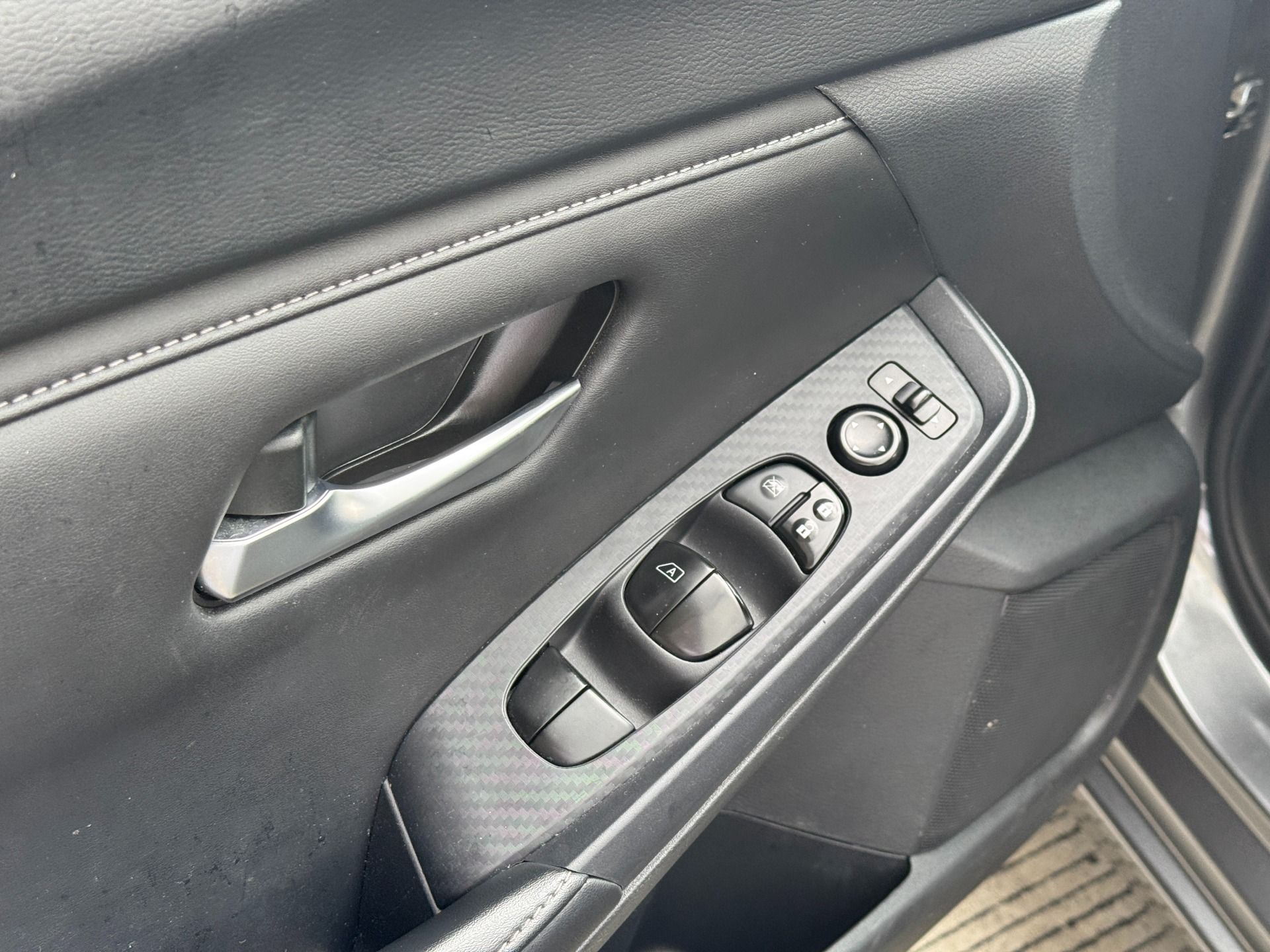 Nissan Sentra 2024, Foto 9