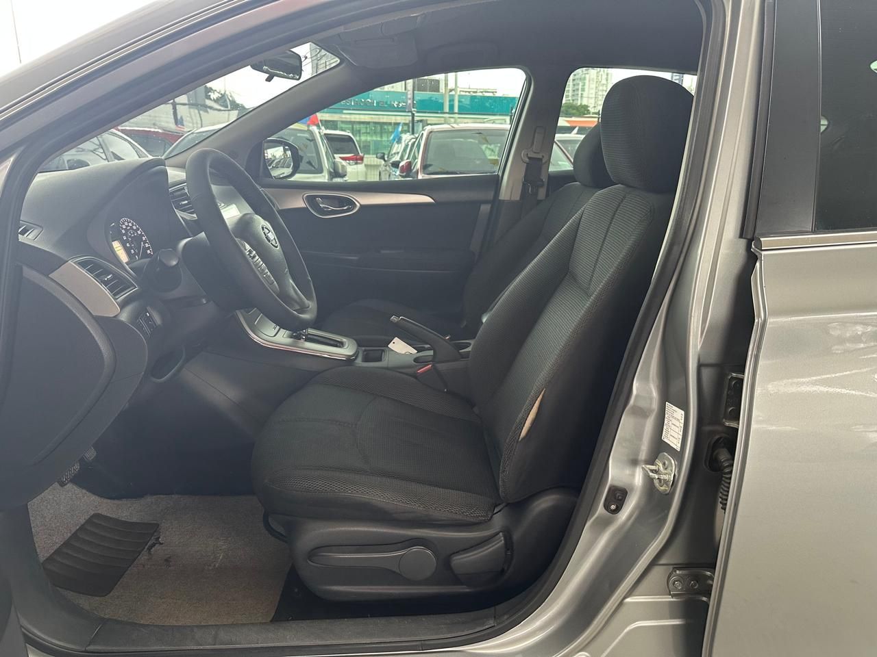 Nissan Sentra 2014, Foto 8