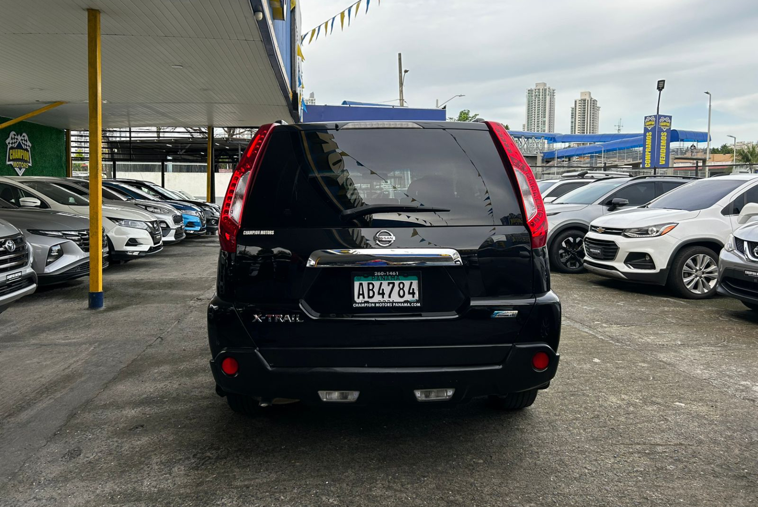 Nissan X-Trail 2014 Automático color Negro, Imagen #5