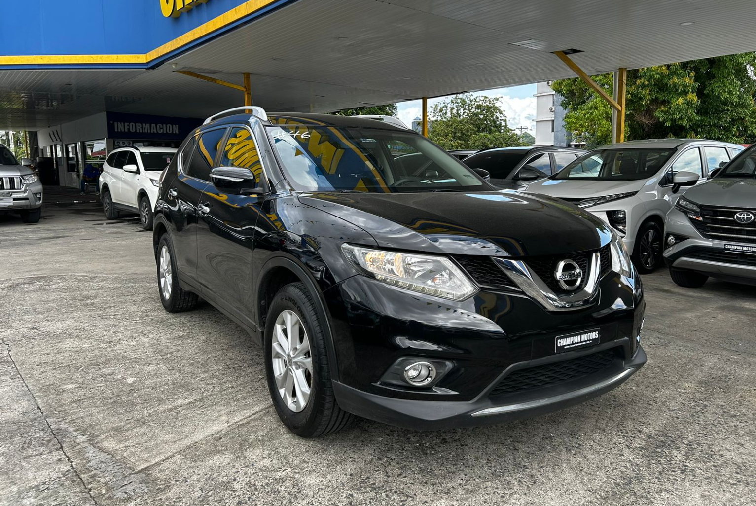 Nissan X-Trail 2018 Automático color Negro, Imagen #3