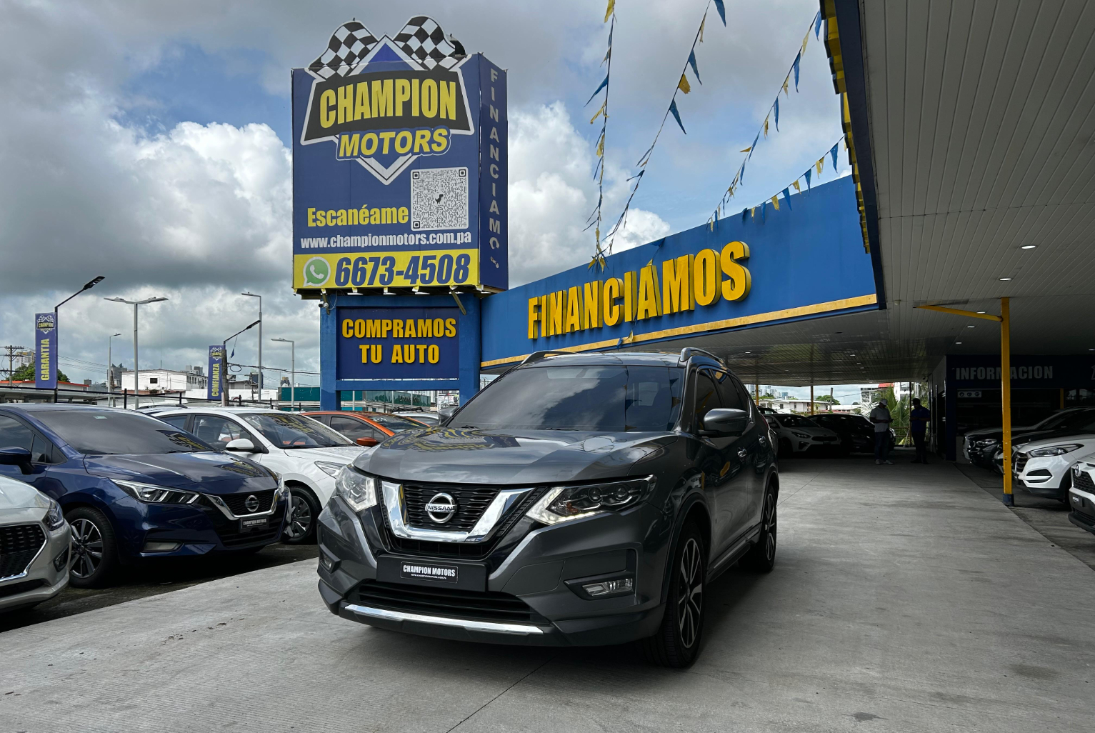 Nissan X-Trail 2019 Automático color Gris, Imagen #1
