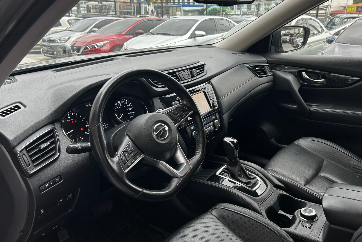 Nissan X-Trail 2019 Automático color Gris, Imagen #7