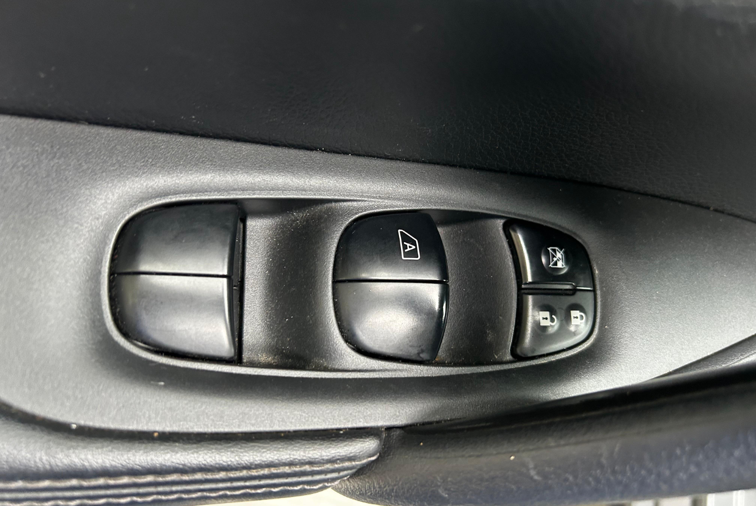 Nissan X-Trail 2019 Automático color Gris, Imagen #14