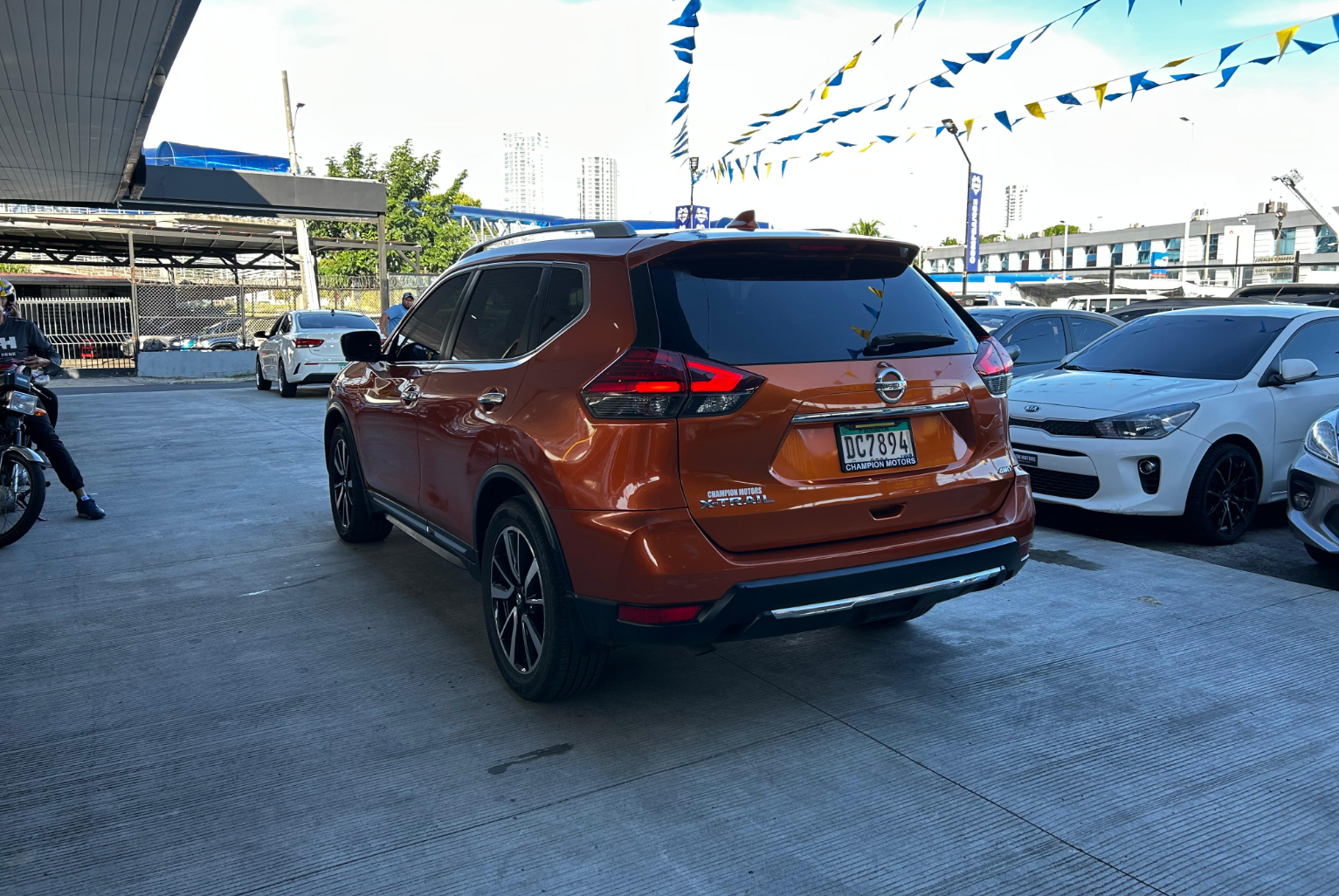 Nissan X-Trail 2021 Automático color Naranja, Imagen #6
