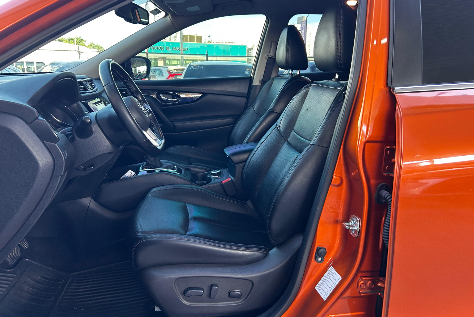 Nissan X-Trail 2021 Automático color Naranja, Imagen #7