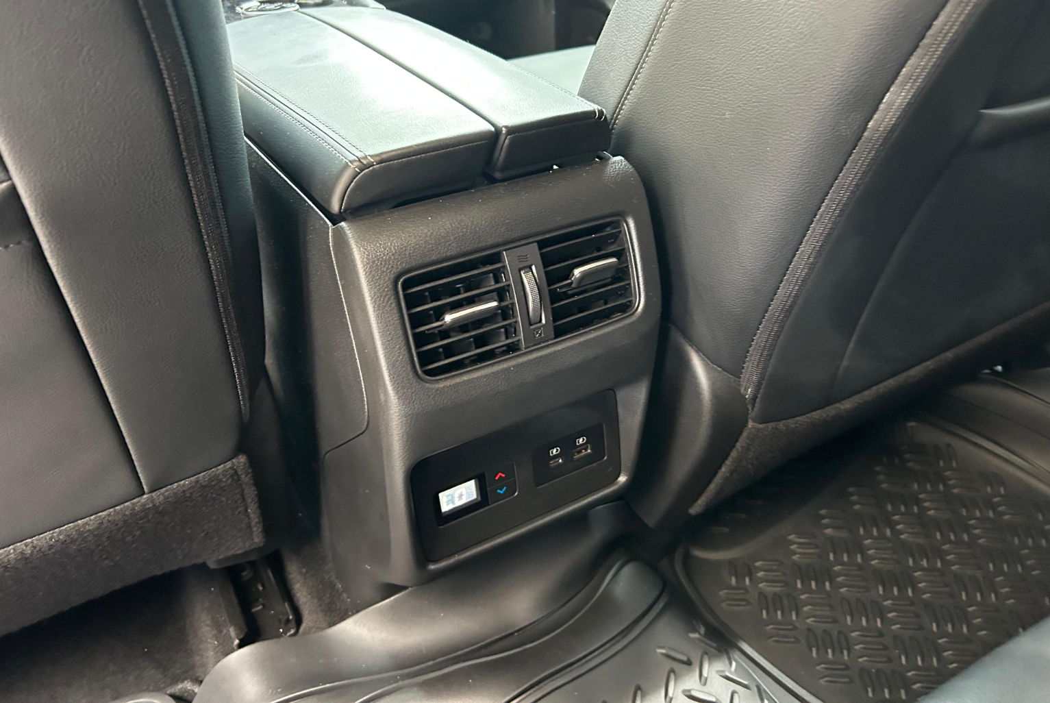 Nissan X-Trail 2026 Automático color Gris, Imagen #13