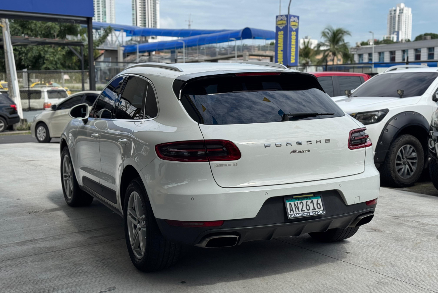 Porsche Macan 2015 Automático color Blanco, Imagen #6