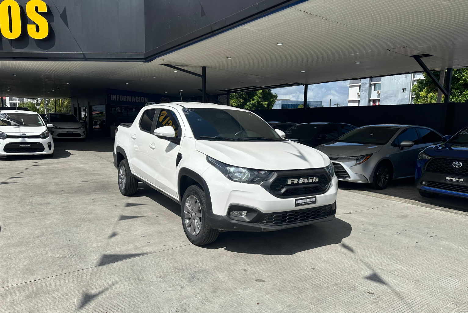 Ram Ram 700 2023 Manual color Blanco, Imagen #3