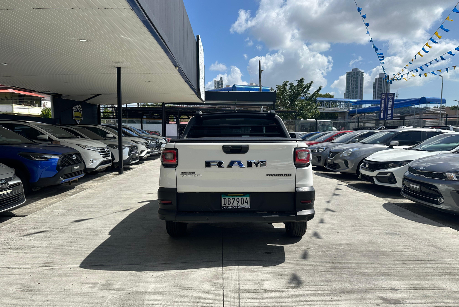 Ram Ram 700 2023 Manual color Blanco, Imagen #5