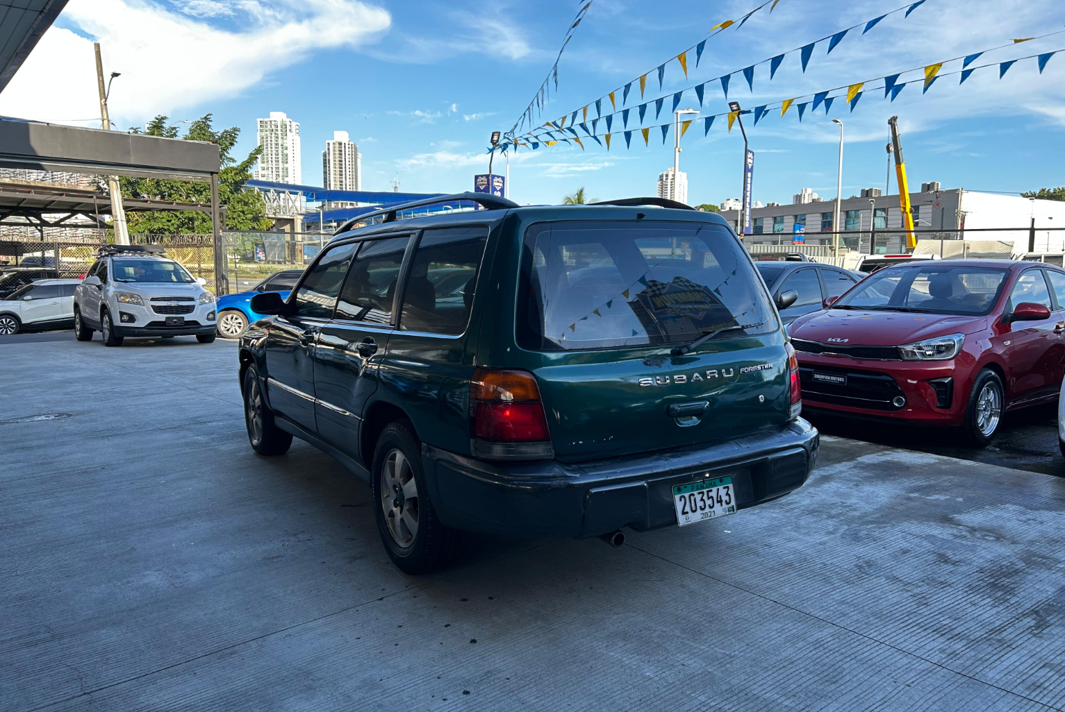 Subaru Forester 1998 Automático color Verde, Imagen #6