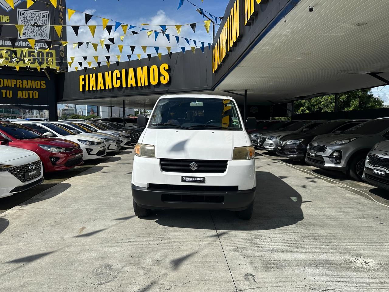 Suzuki APV 2012, Foto 2
