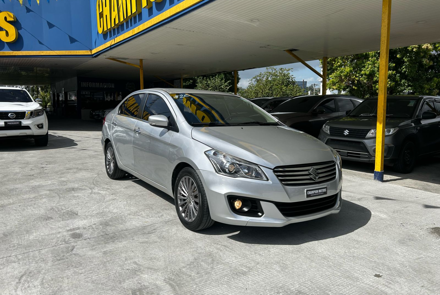 Suzuki Ciaz 2018 Automático color Plateado, Imagen #3