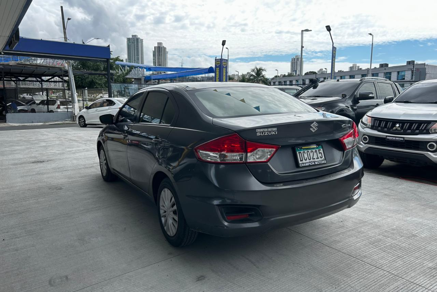 Suzuki Ciaz 2019 Automático color Plateado, Imagen #6