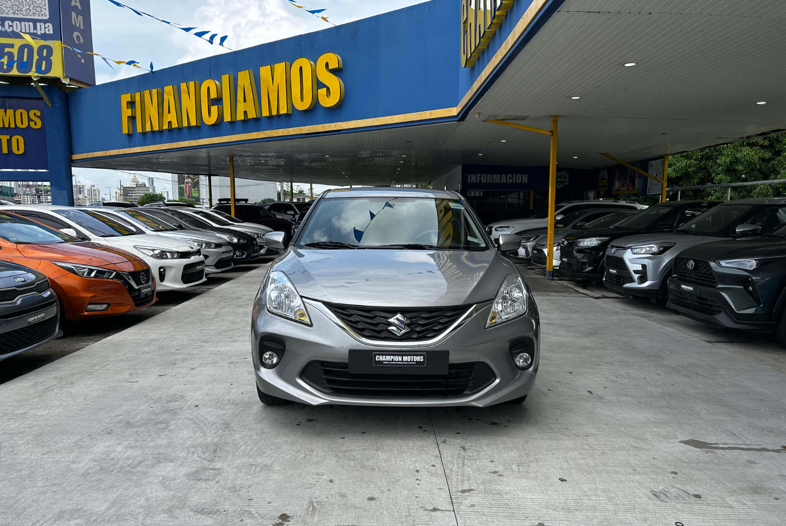 Suzuki Baleno 2022 Automático color Plateado, Imagen #2