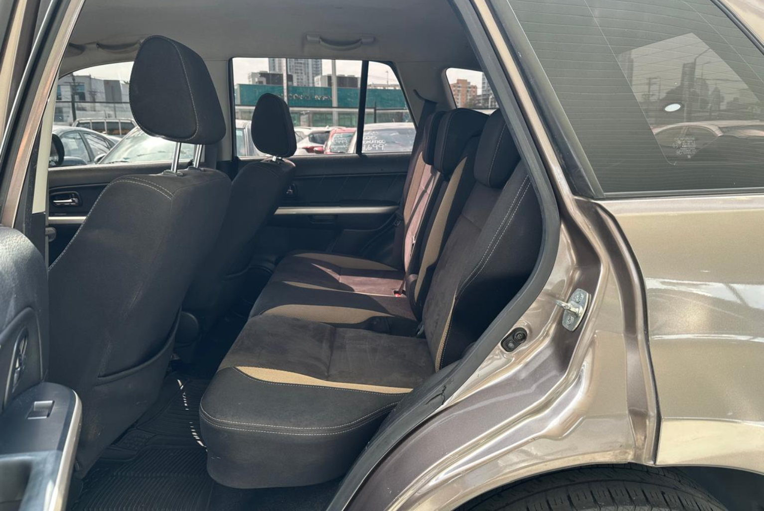 Suzuki Grand Vitara 2016 Automático color Marron, Imagen #9