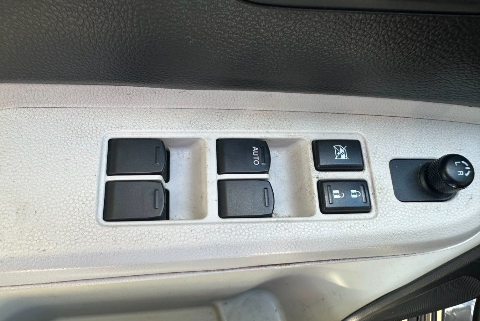 Suzuki Ignis 2020, Foto 10
