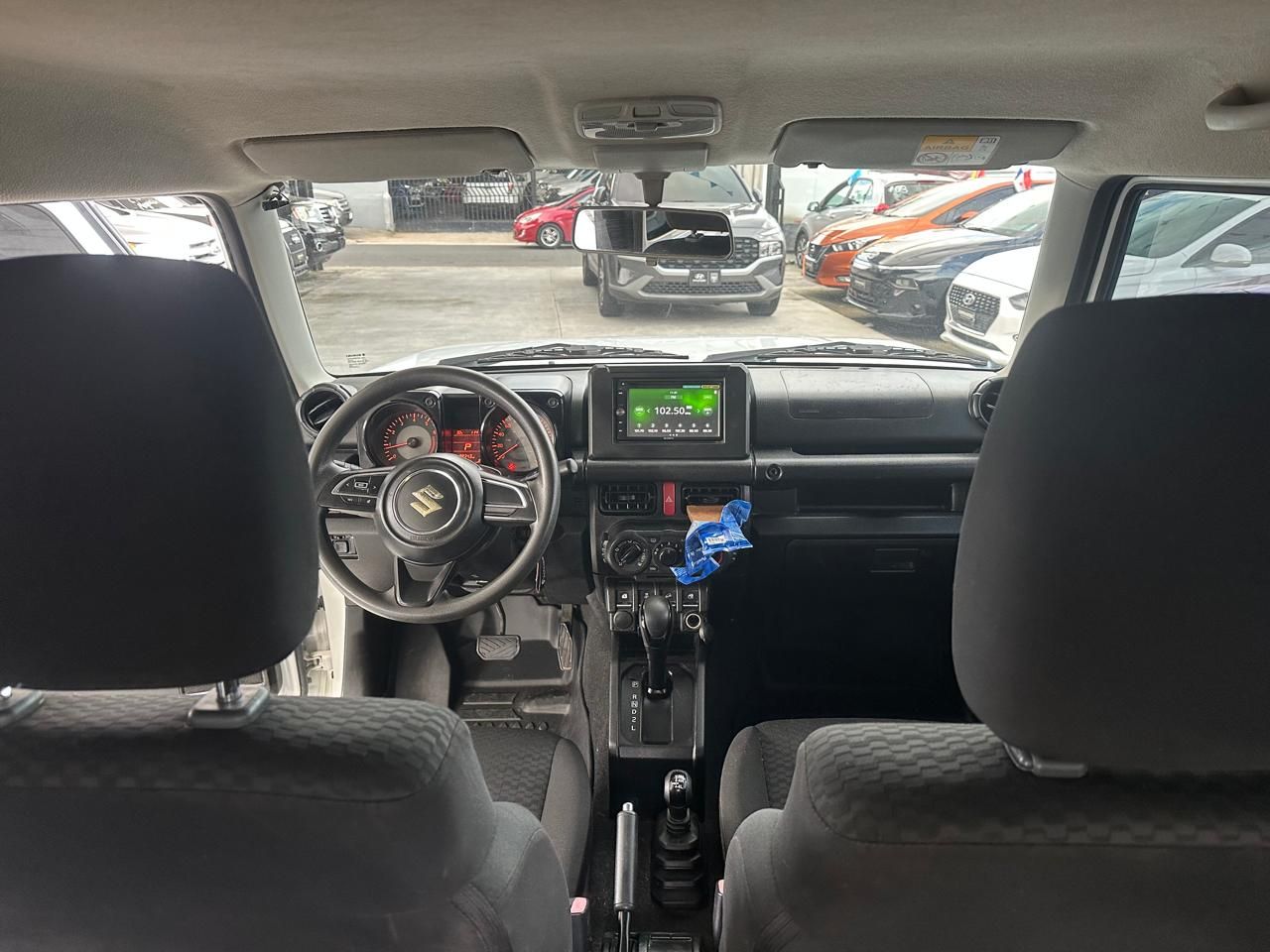 Suzuki Jimny 2019, Foto 8