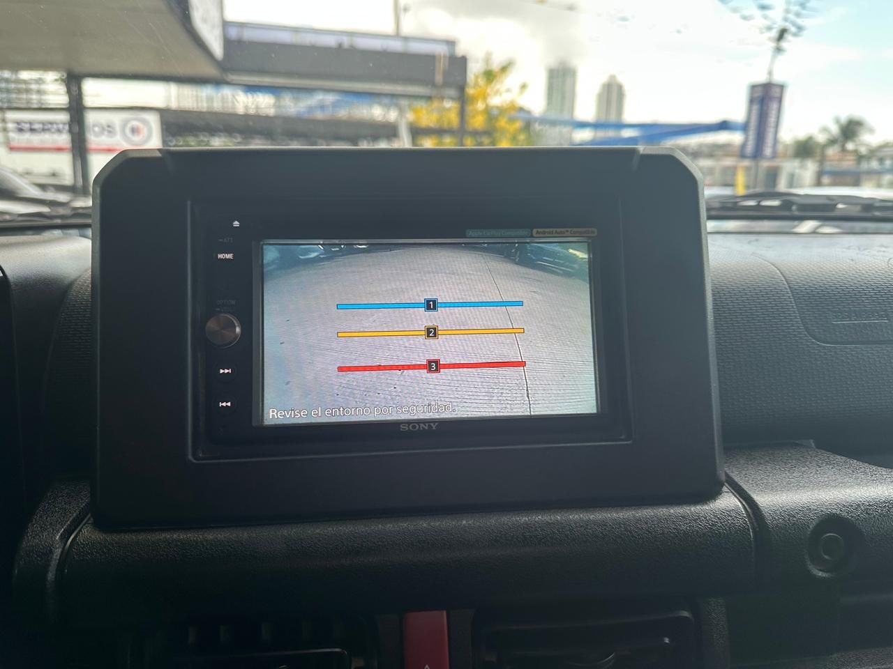 Suzuki Jimny 2019, Foto 11
