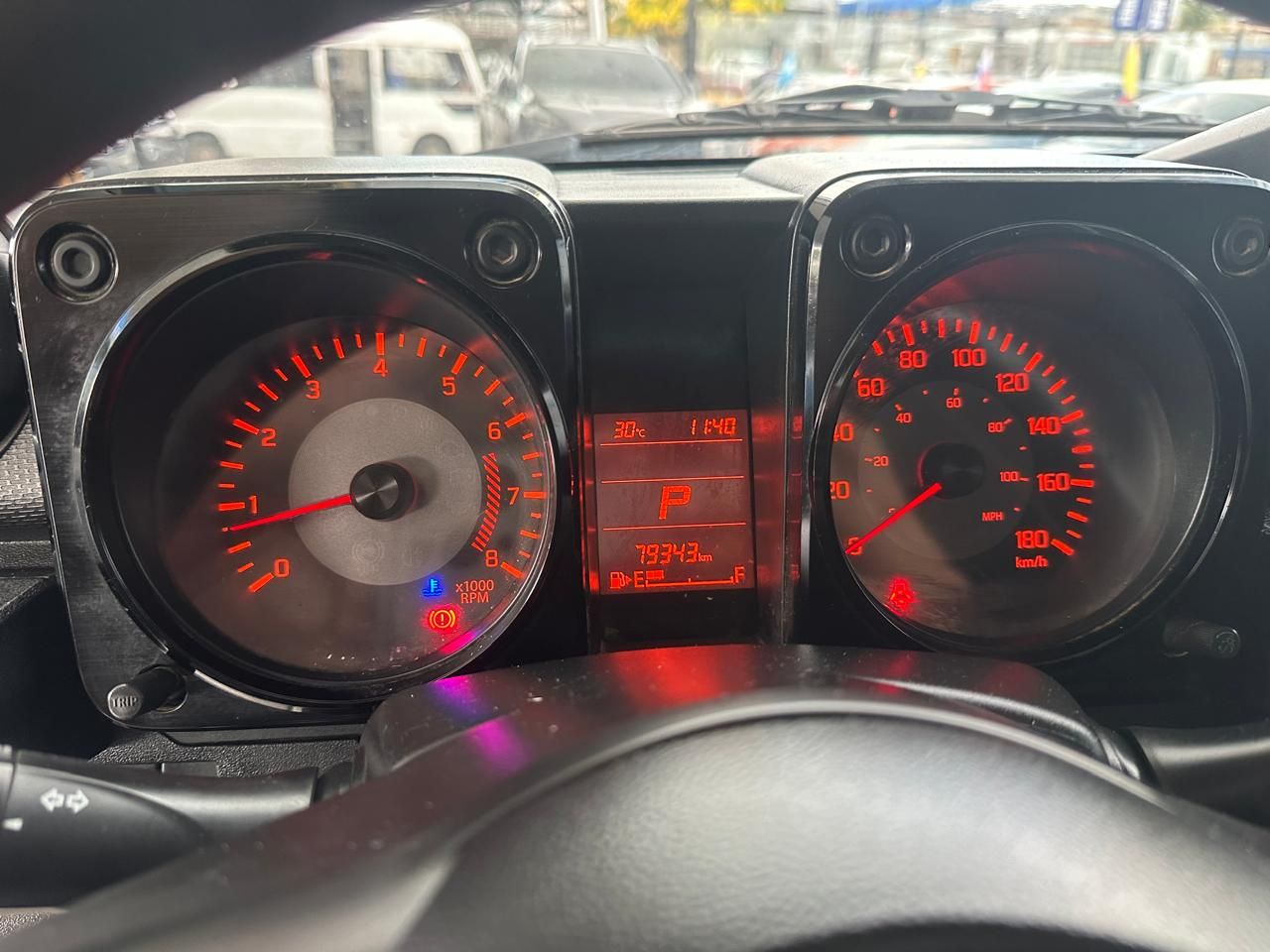 Suzuki Jimny 2019, Foto 12