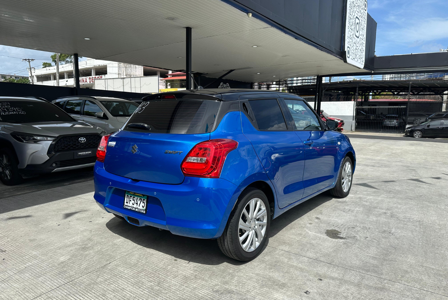 Suzuki Swift 2024 Automático color Azul, Imagen #4