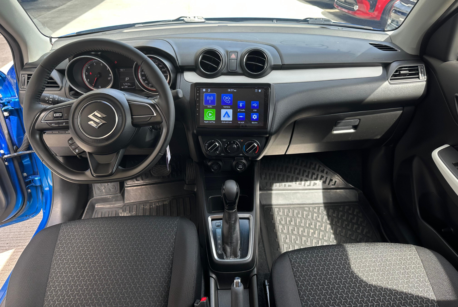 Suzuki Swift 2024 Automático color Azul, Imagen #9