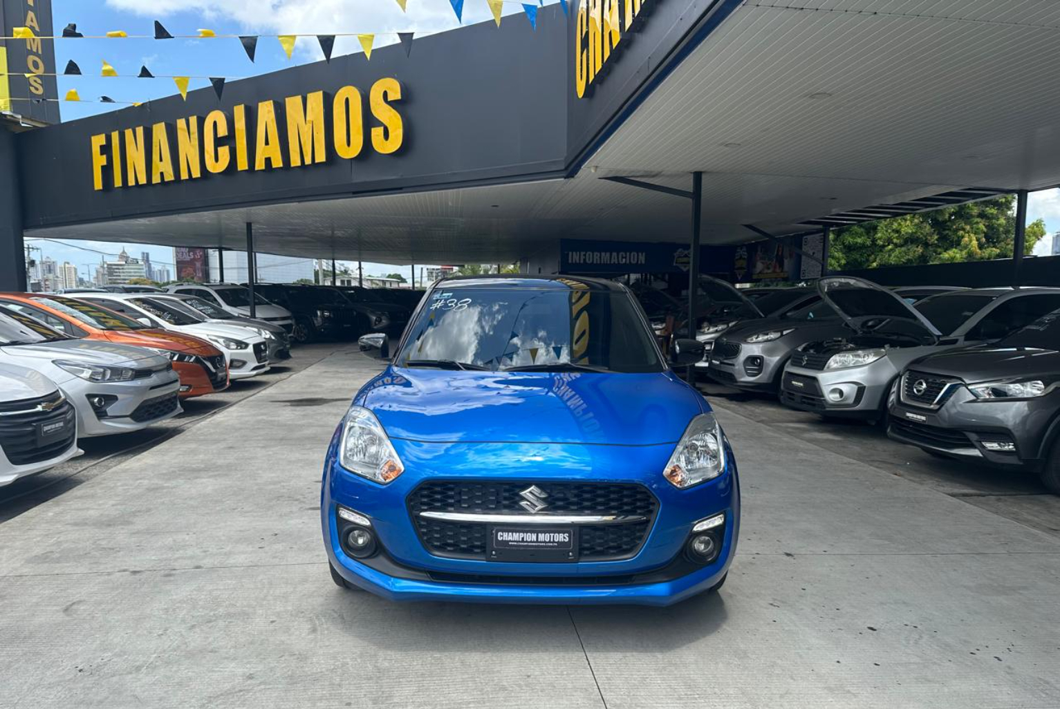 Suzuki Swift 2024 Automático color Azul, Imagen #2