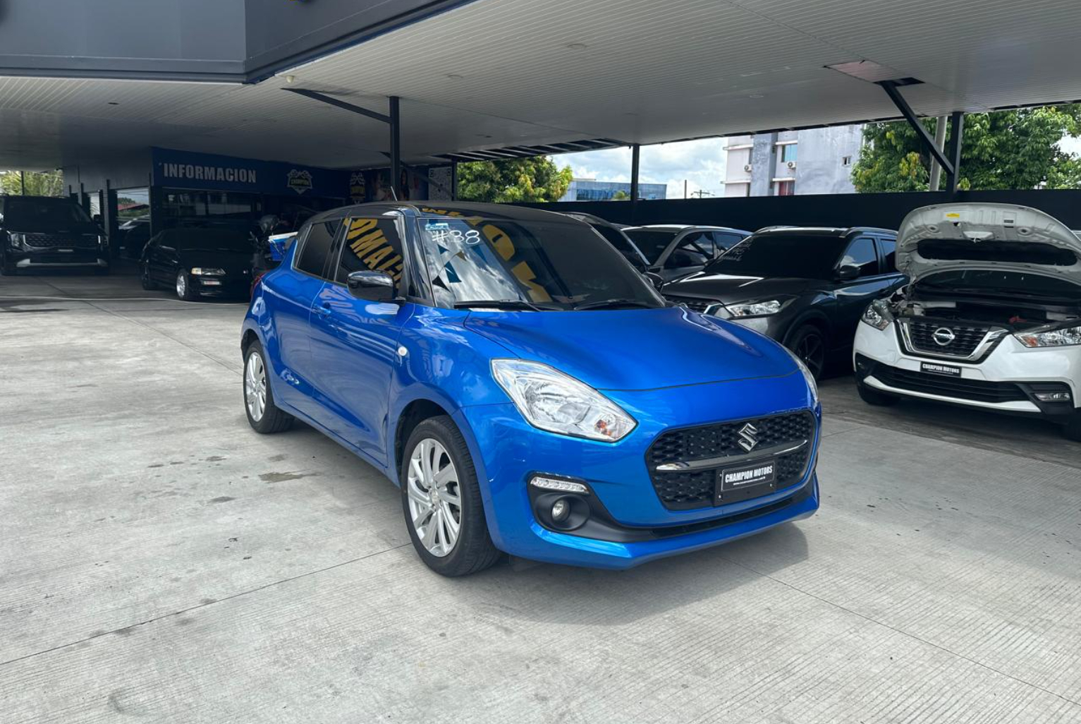 Suzuki Swift 2024 Automático color Azul, Imagen #3