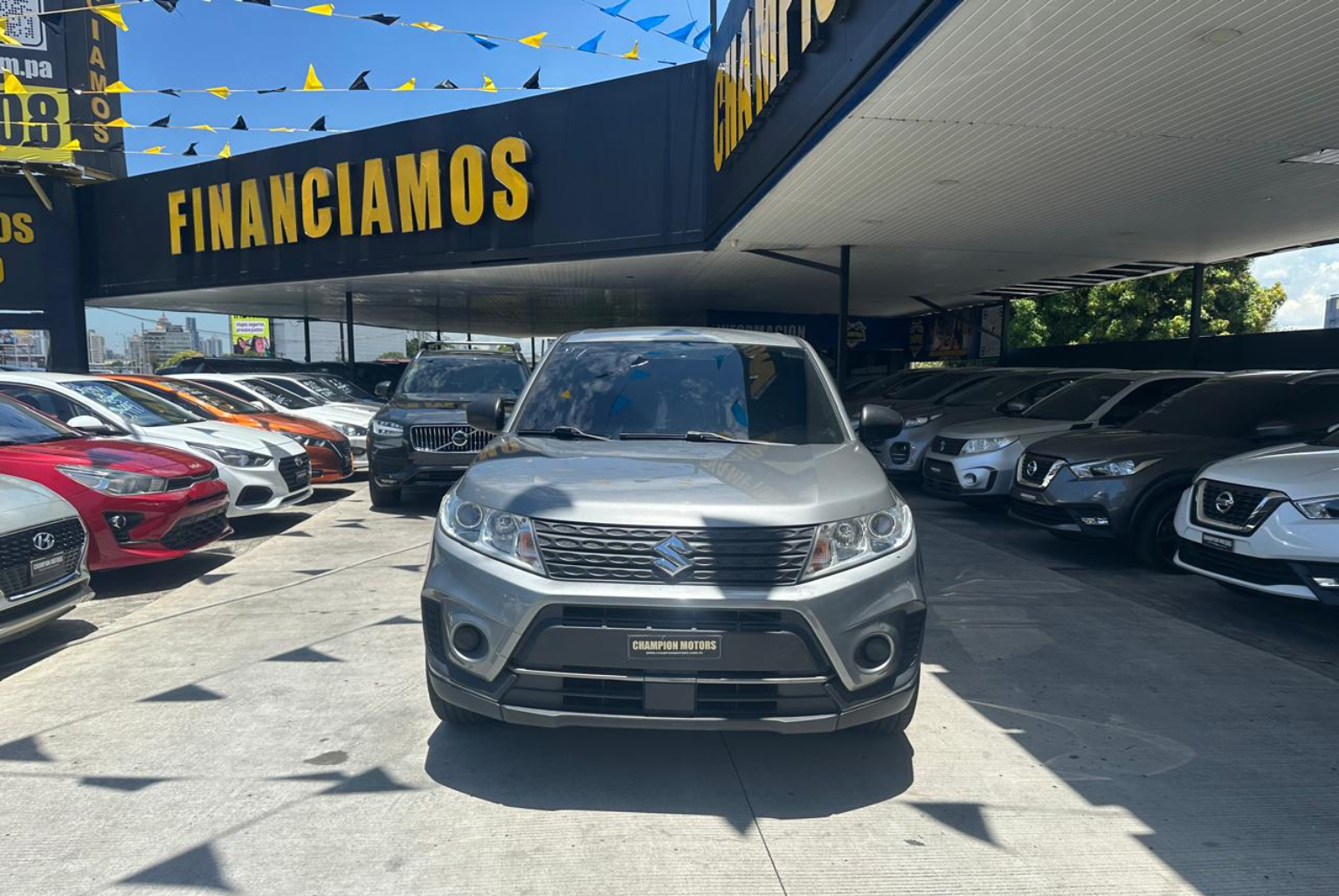 Suzuki Vitara 2020 Automático color Gris, Imagen #2