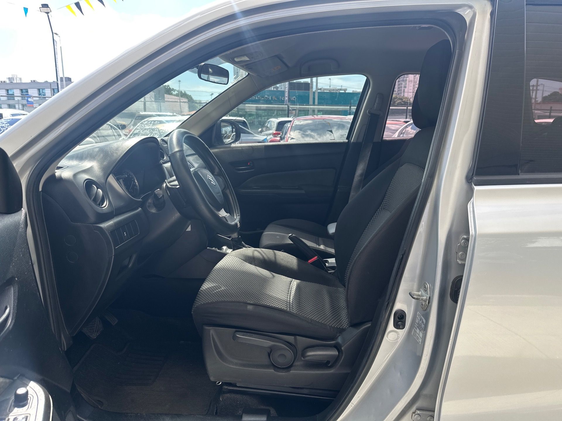 Suzuki Vitara 2020, Foto 7