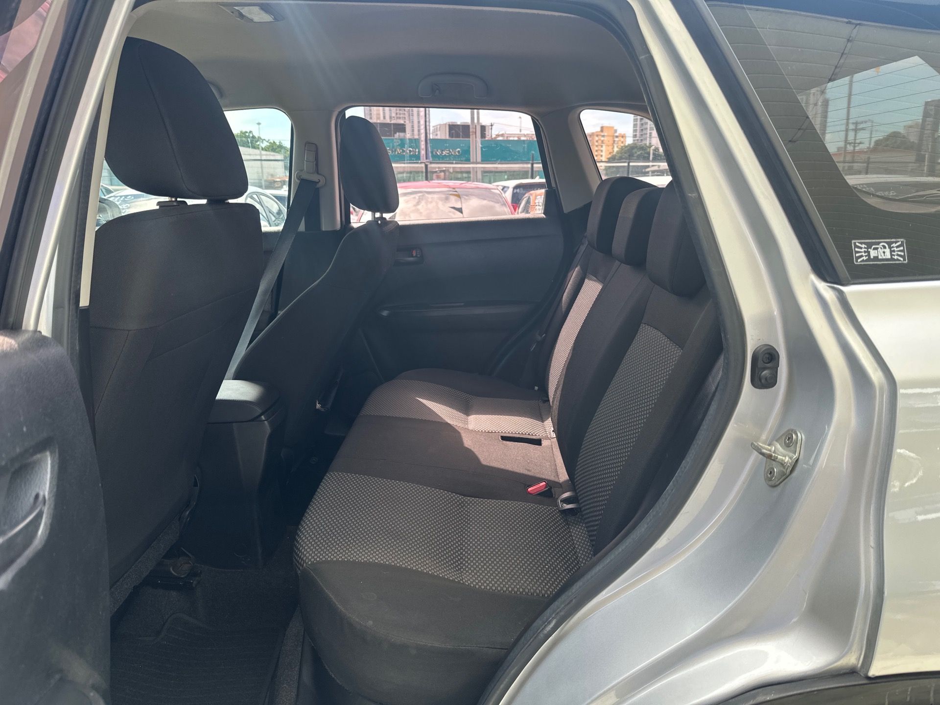 Suzuki Vitara 2020, Foto 10