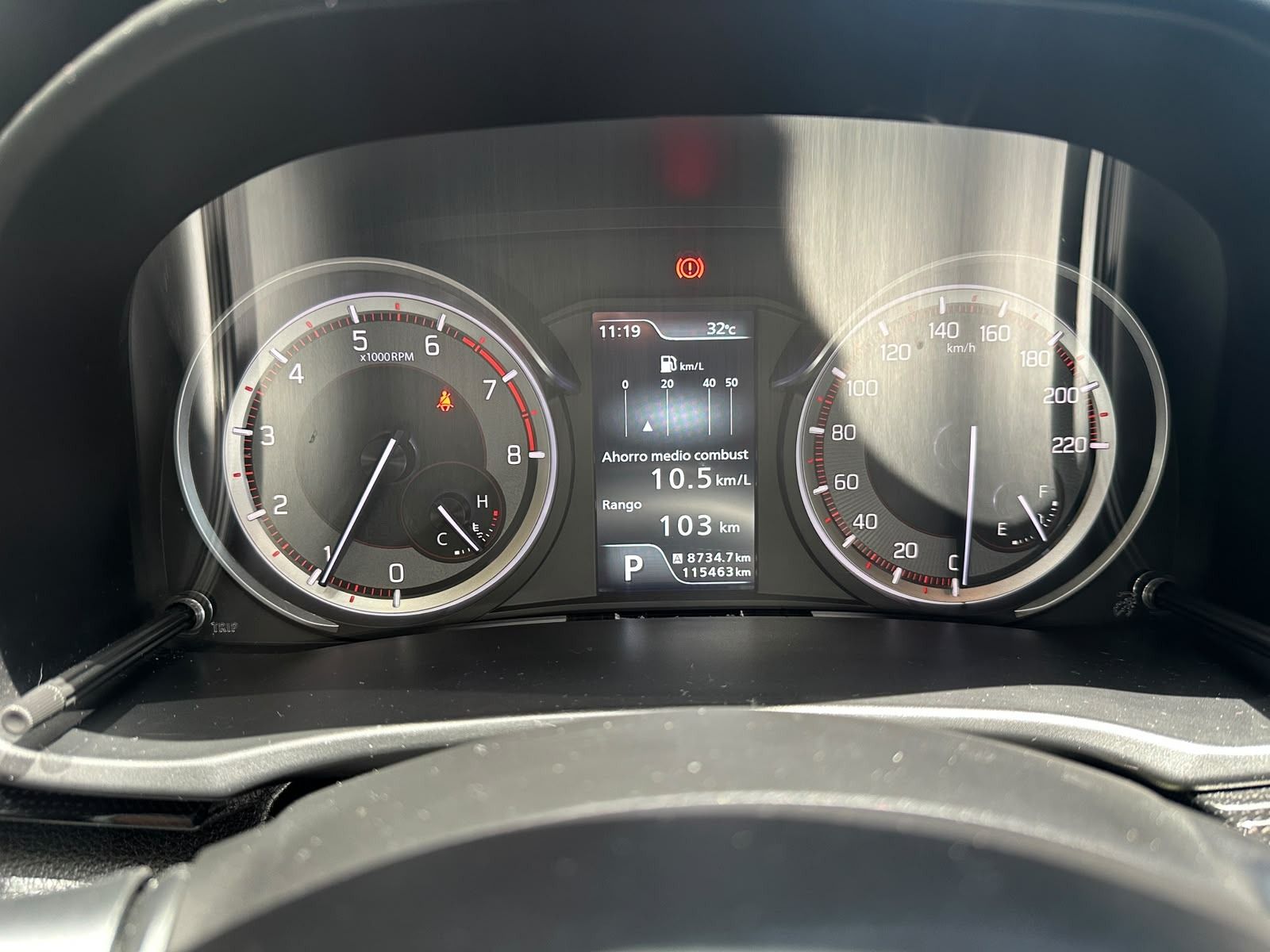 Suzuki XL7 2022, Foto 13