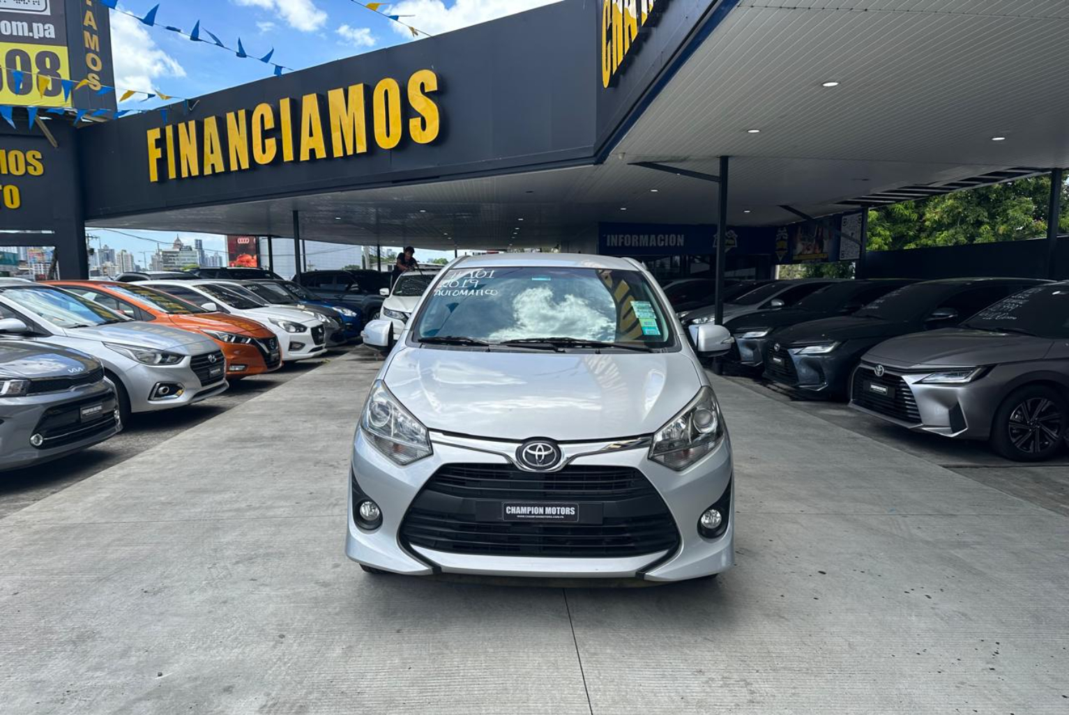 Toyota Agya 2019 Automático color Plateado, Imagen #2