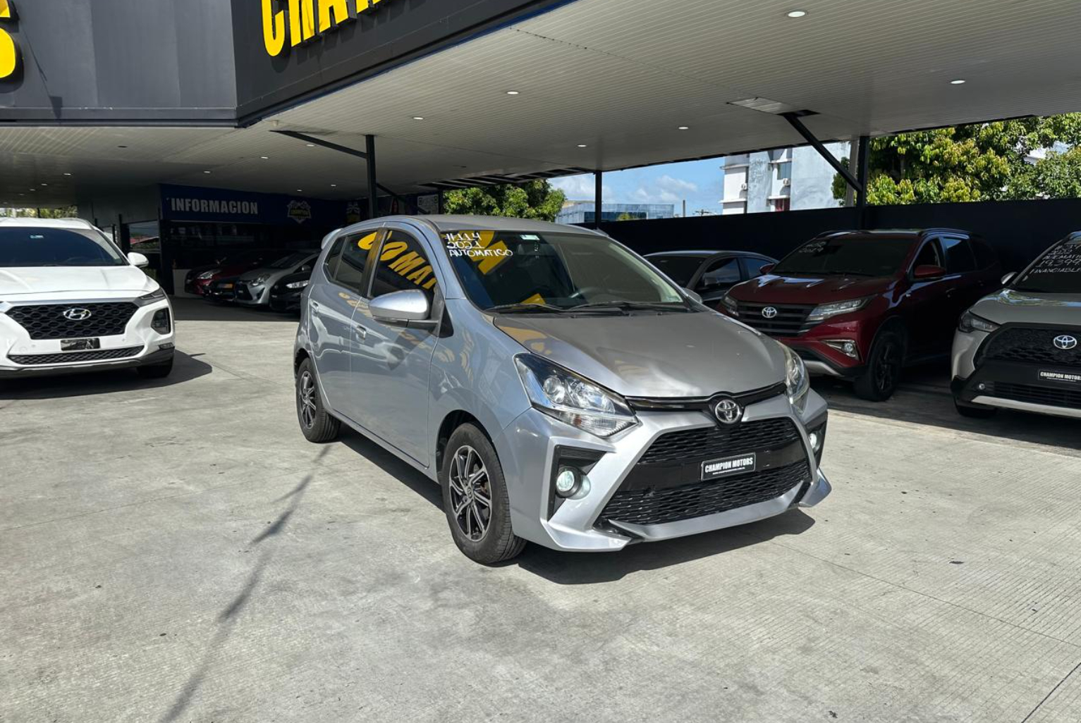 Toyota Agya 2021 Automático color Plateado, Imagen #3