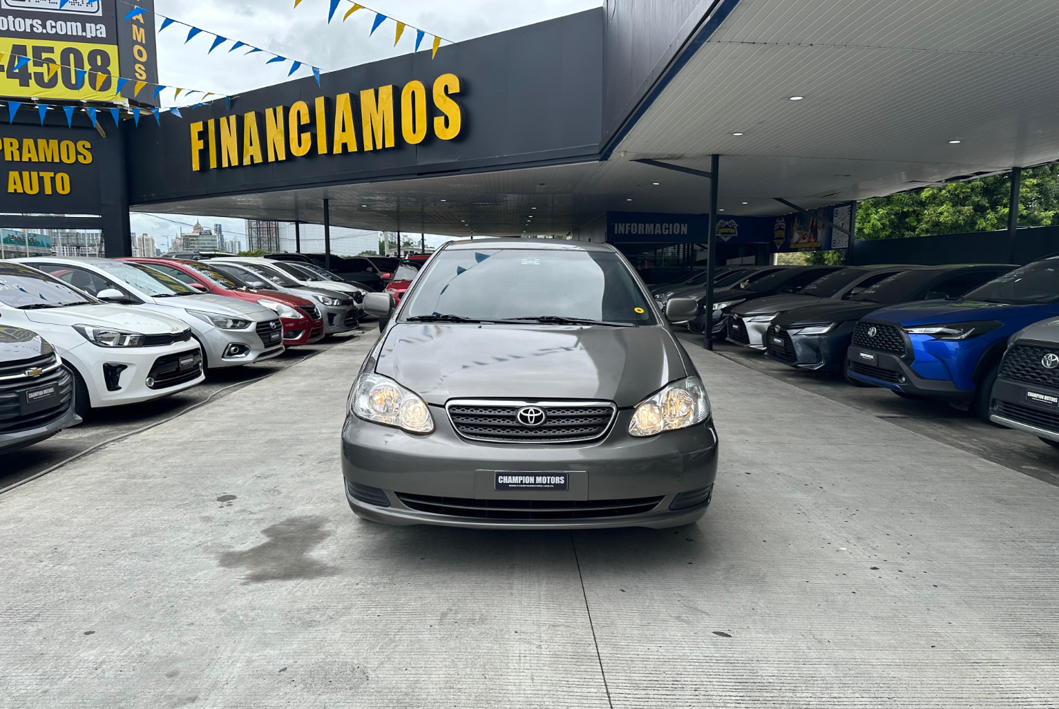 Toyota Corolla 2005 Automático color Gris, Imagen #2