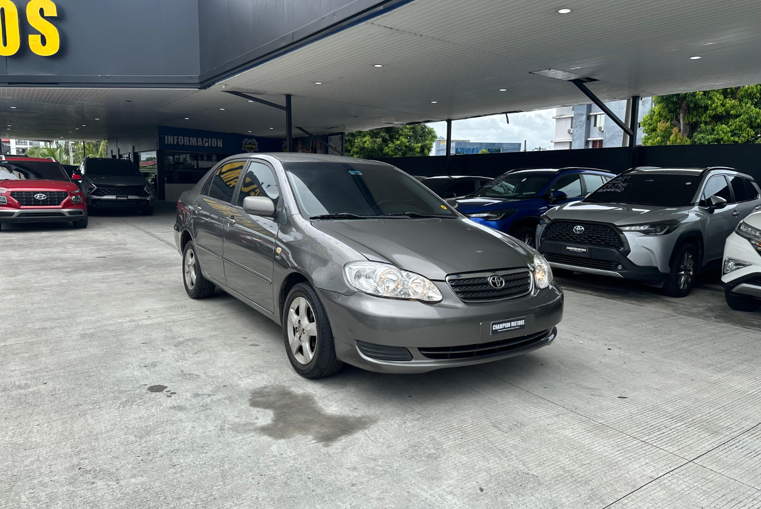 Toyota Corolla 2005 Automático color Gris, Imagen #3